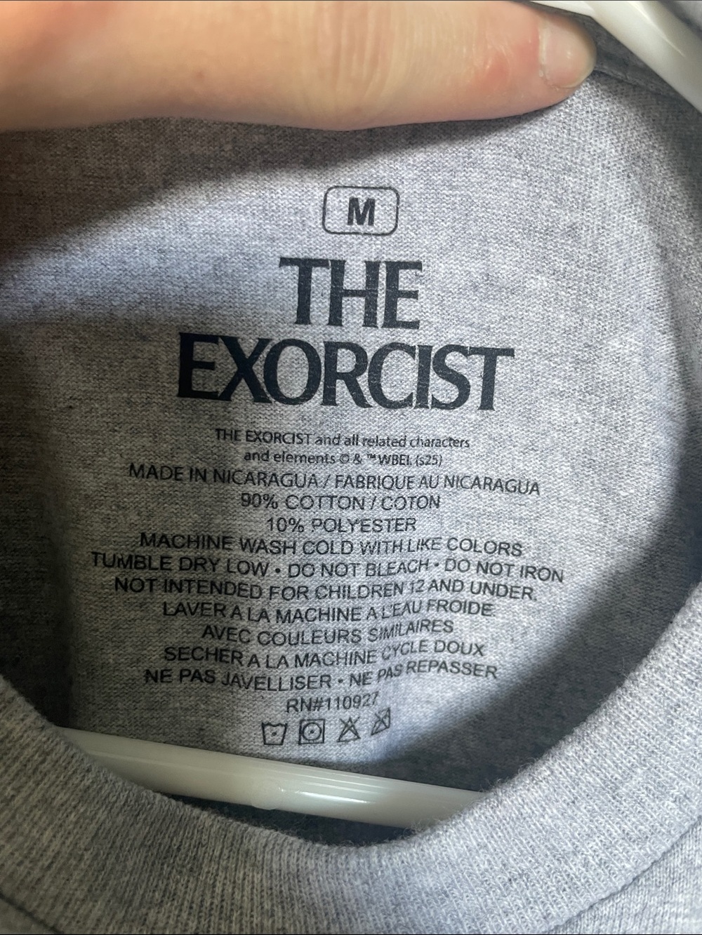 The Exorcist Men’s M Graphic Horror movie gray t shirt scary Halloween - Picture 3 of 5